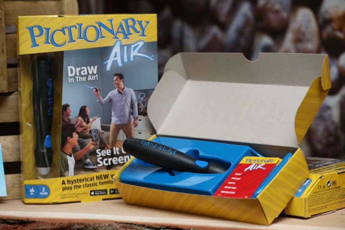 Pictionary Air Review