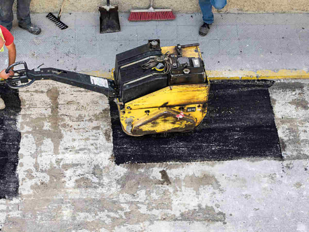 Why Choose An Asphalt Driveway? - Iron-fall